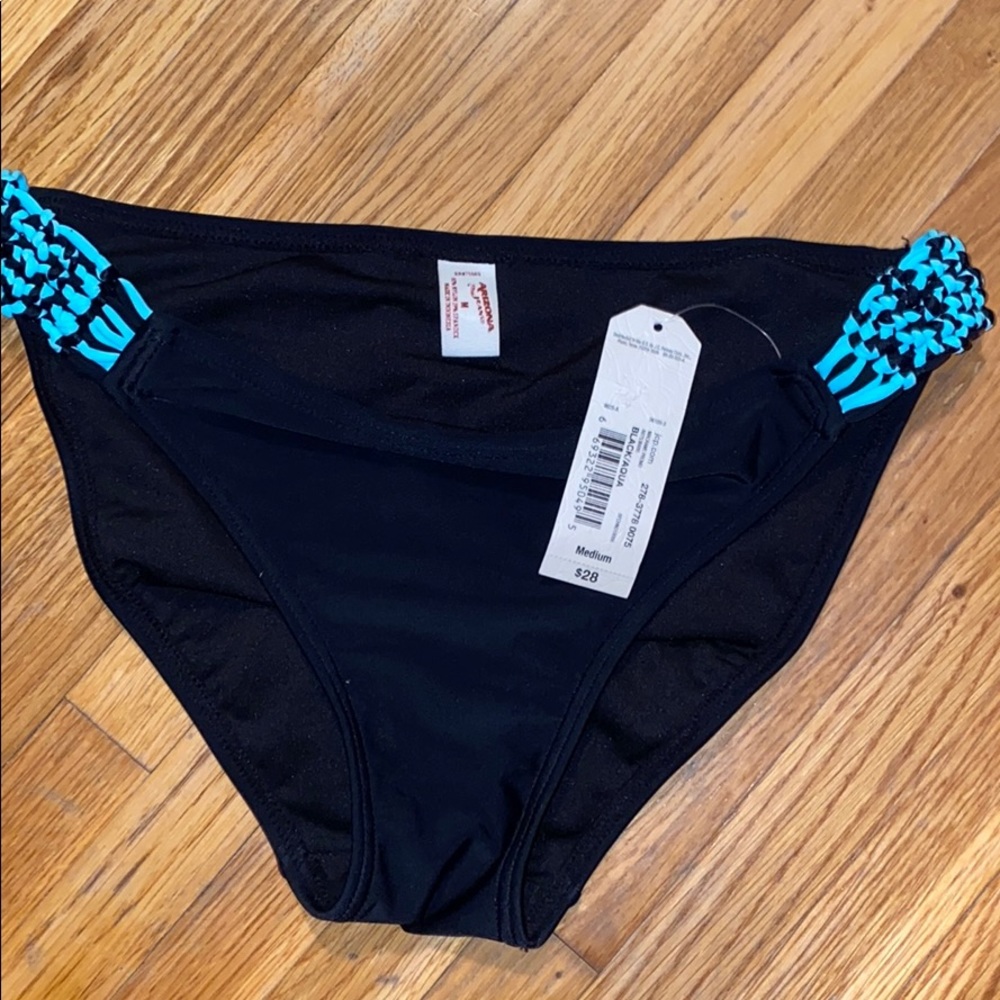 Black and blue bikini bottoms - Picture 5 of 5